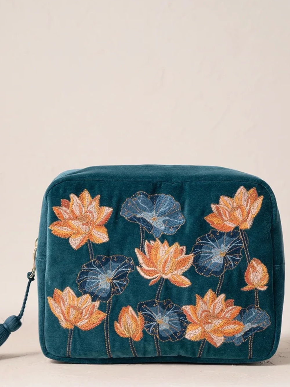 Elizabeth Scarlett Lotus Rich Blue Velvet Wash Bag